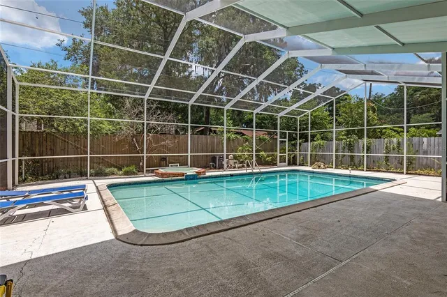 $585,000 | 2821 Northwest 12th Place, Gainesville, FL 32605