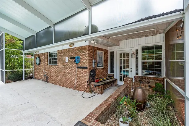 $585,000 | 2821 Northwest 12th Place, Gainesville, FL 32605
