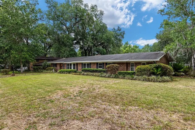 $585,000 | 2821 Northwest 12th Place, Gainesville, FL 32605