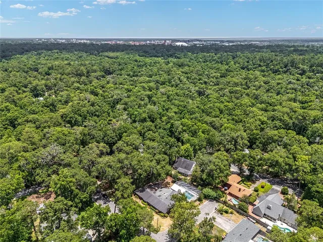 $585,000 | 2821 Northwest 12th Place, Gainesville, FL 32605