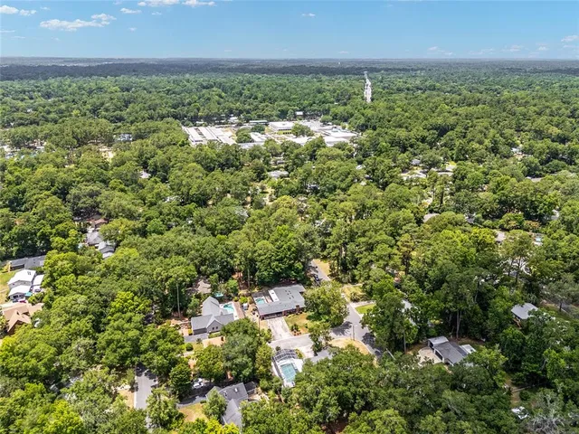 $585,000 | 2821 Northwest 12th Place, Gainesville, FL 32605