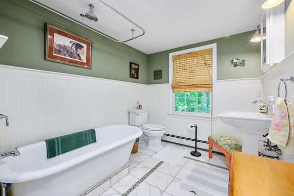 27 Two Ponds Road Falmouth, MA 02540 - Photo 27 of 45 first floor bath