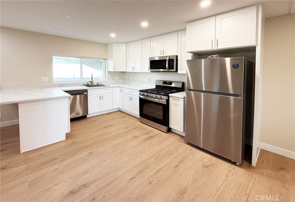 19936 Ranger Lane Huntington Beach, CA 92646 - Photo 5 of 11