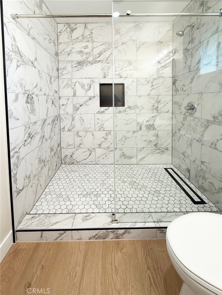 19936 Ranger Lane Huntington Beach, CA 92646 - Photo 10 of 11 Step in shower