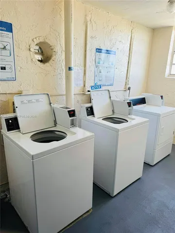 $2,300 | 5050 Northwest 7th Street, Unit 806, Miami, FL 33126