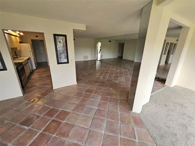 $2,500 | 4770 Fountains Drive South, Unit 303, Lake Worth, FL 33467