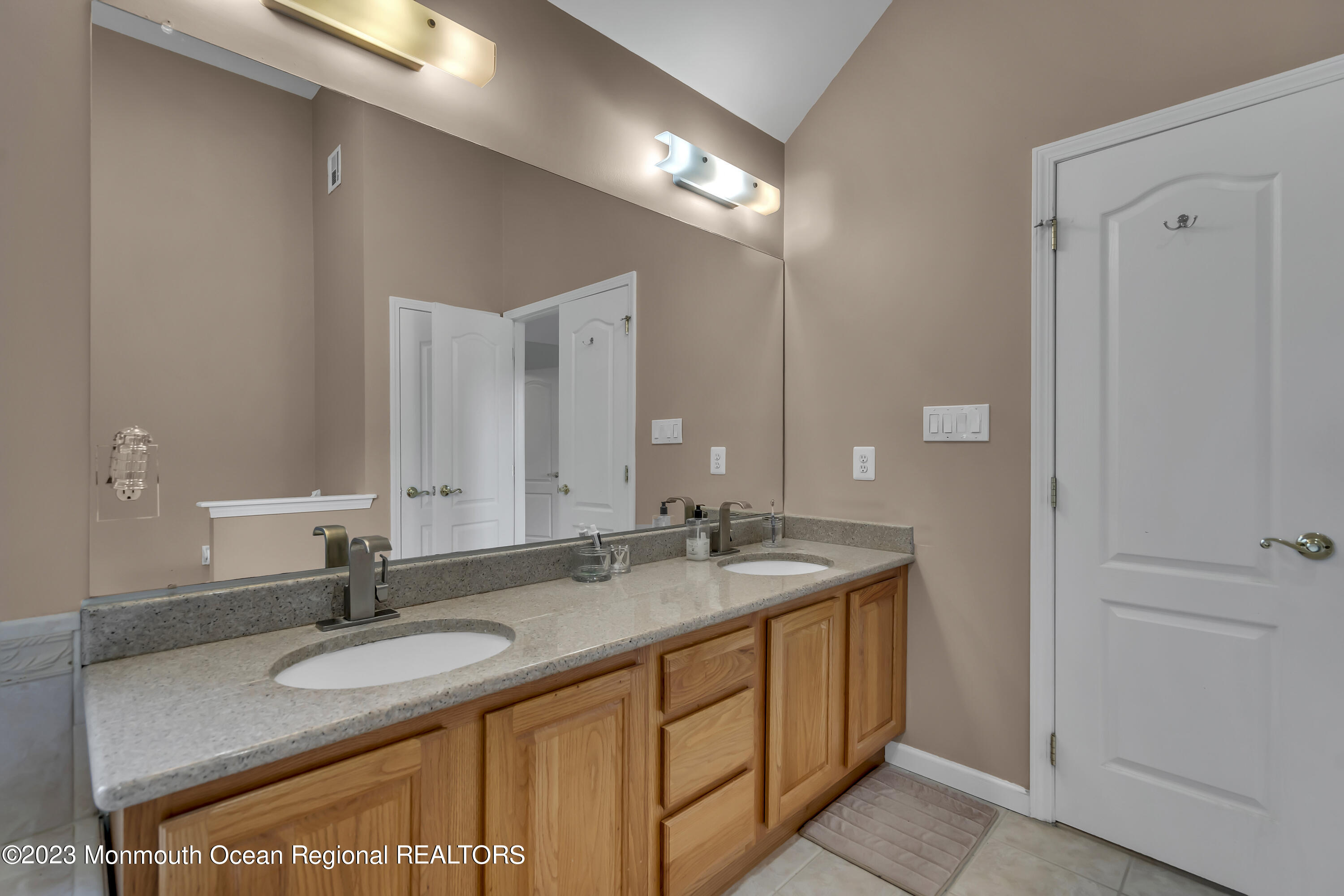 17 Rodeo Drive Jackson, NJ 08527 - Photo 32 of 53 034_dsc01977