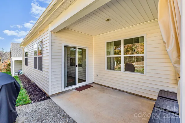 $323,500 | 3938 Village Boulevard Northwest, Conover, NC 28613