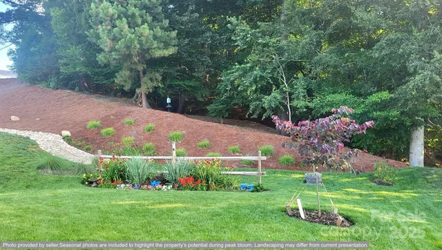 $323,500 | 3938 Village Boulevard Northwest, Conover, NC 28613