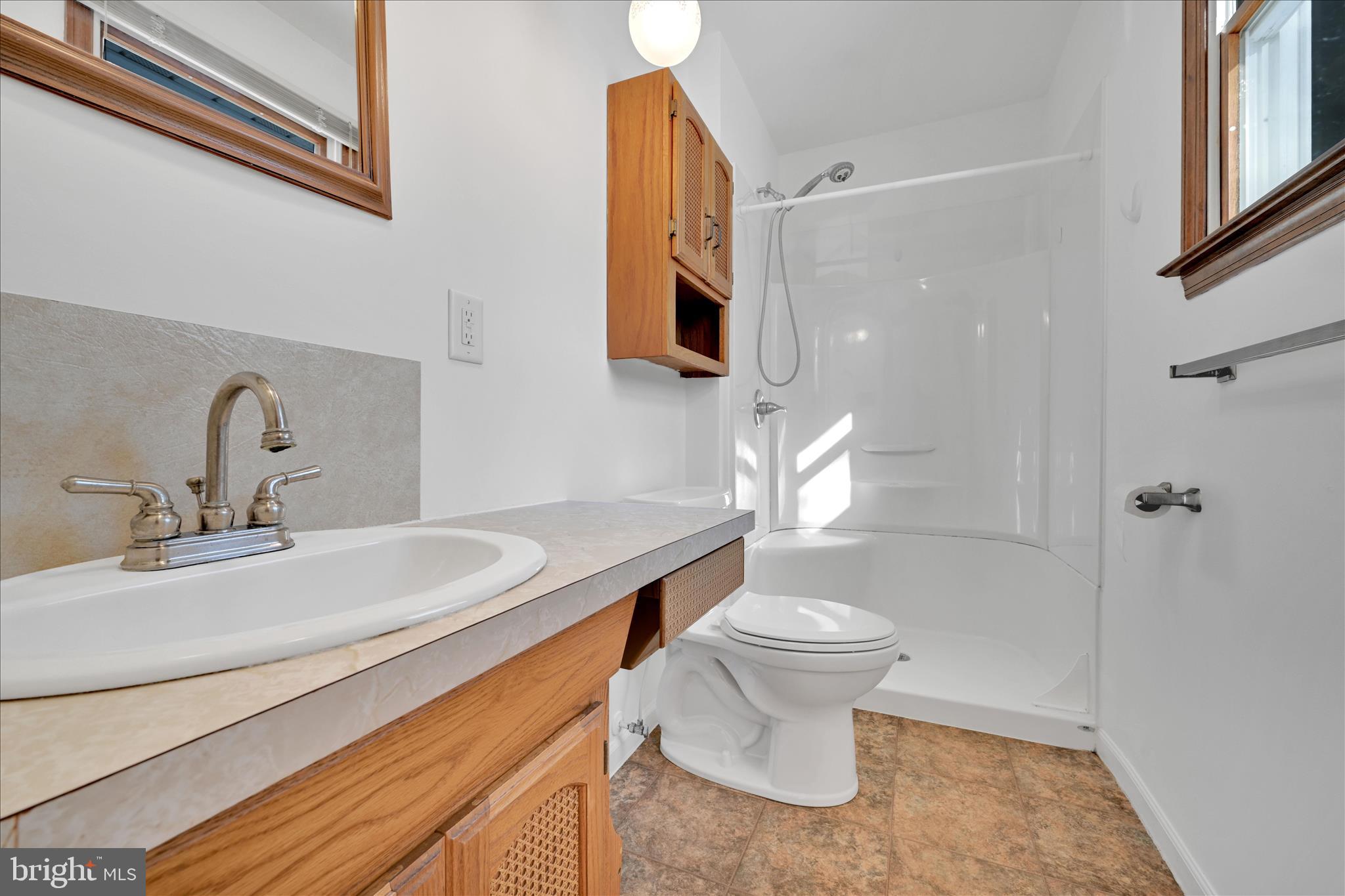 318 Fairview Road Reading, PA 19606 - Photo 31 of 46 Bathroom