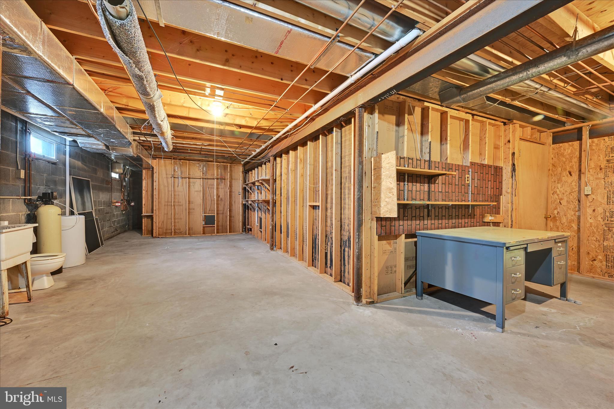 318 Fairview Road Reading, PA 19606 - Photo 35 of 46 Basement