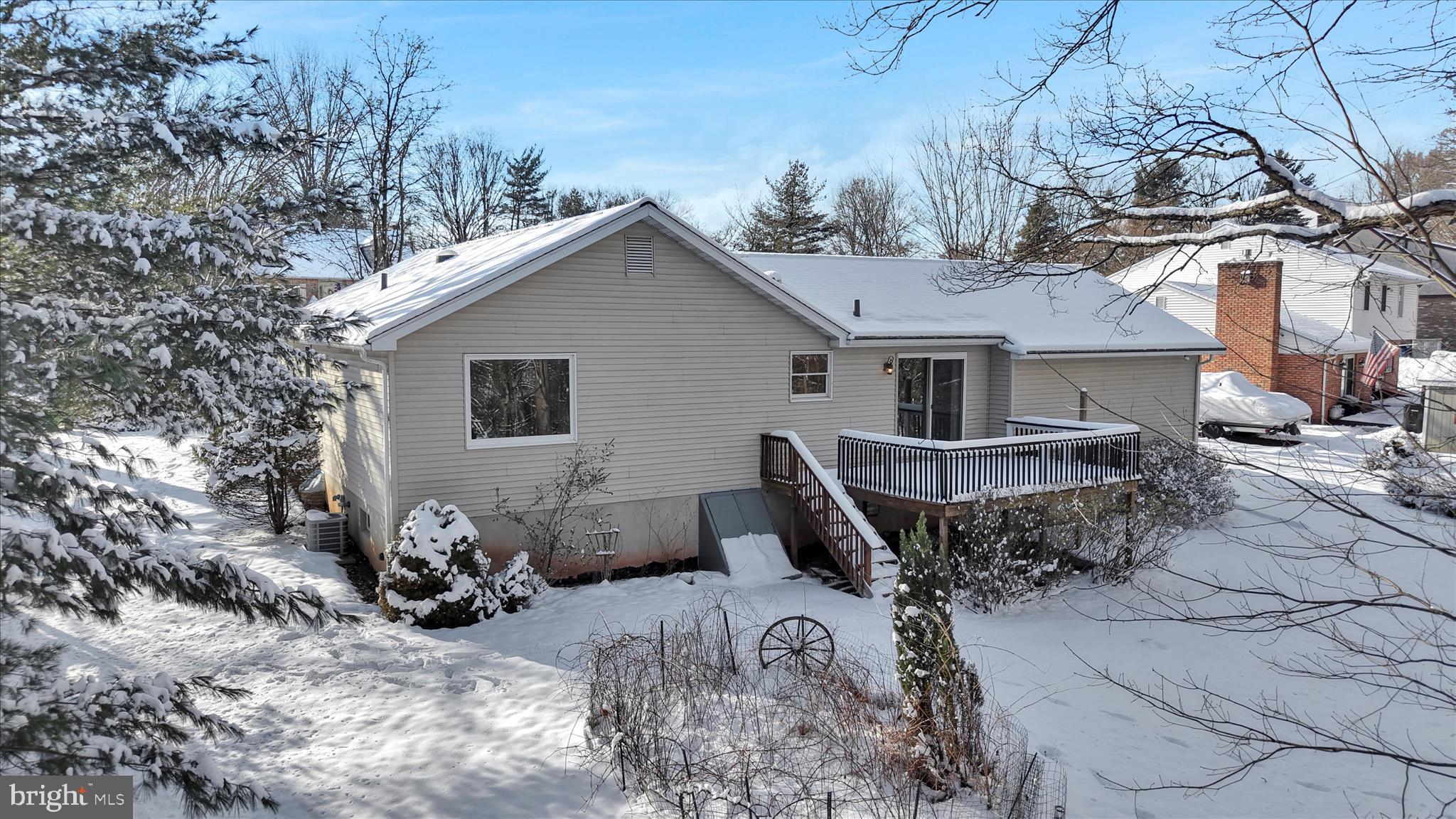 318 Fairview Road Reading, PA 19606 - Photo 36 of 46 Drone