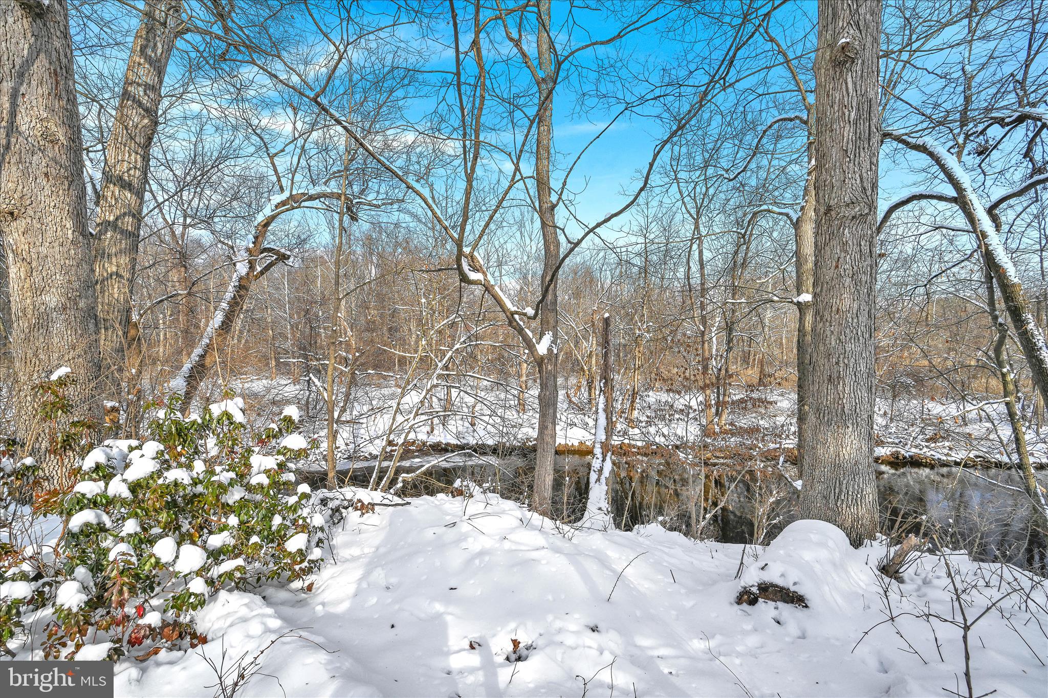 318 Fairview Road Reading, PA 19606 - Photo 44 of 46 Ground