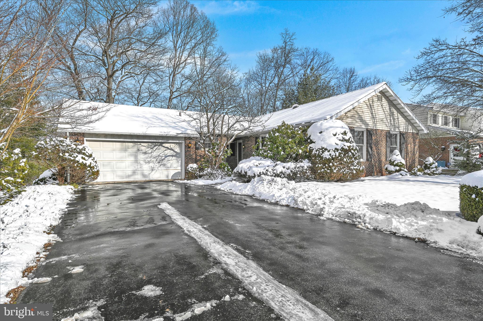 318 Fairview Road Reading, PA 19606 - Photo 8 of 46 Exterior Front