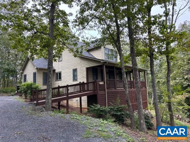 $663,000 | 102 Devils Knob Loop, Roseland, VA 22967