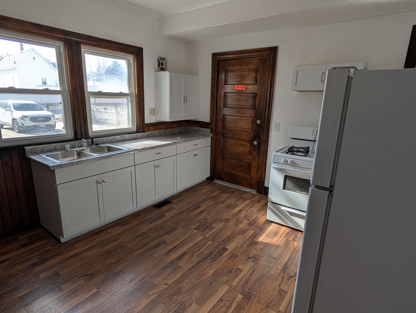 2940 5th Avenue Rock Island, IL 61201 - Photo 4 of 21