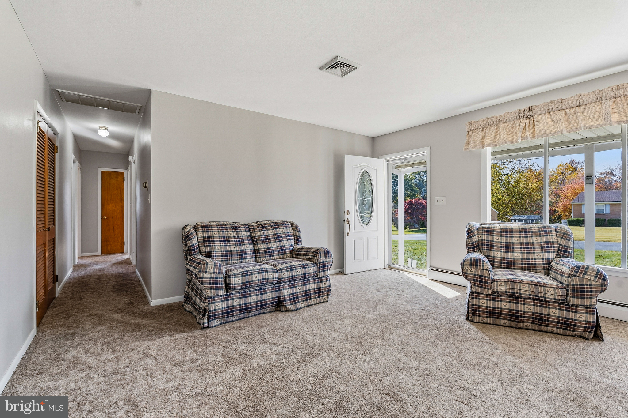 96 Sunrise Drive Rising Sun, MD 21911 - Photo 7 of 23 Living Room