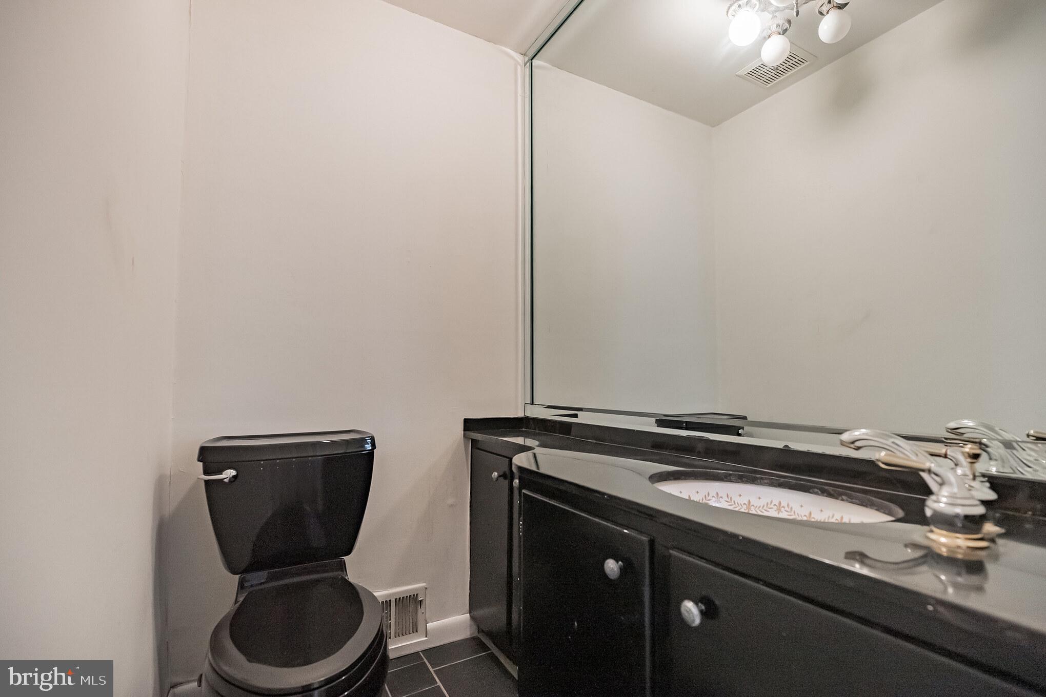 36 Laurel Hill Drive Cherry Hill, NJ 08003 - Photo 16 of 29 Gallery Image 16