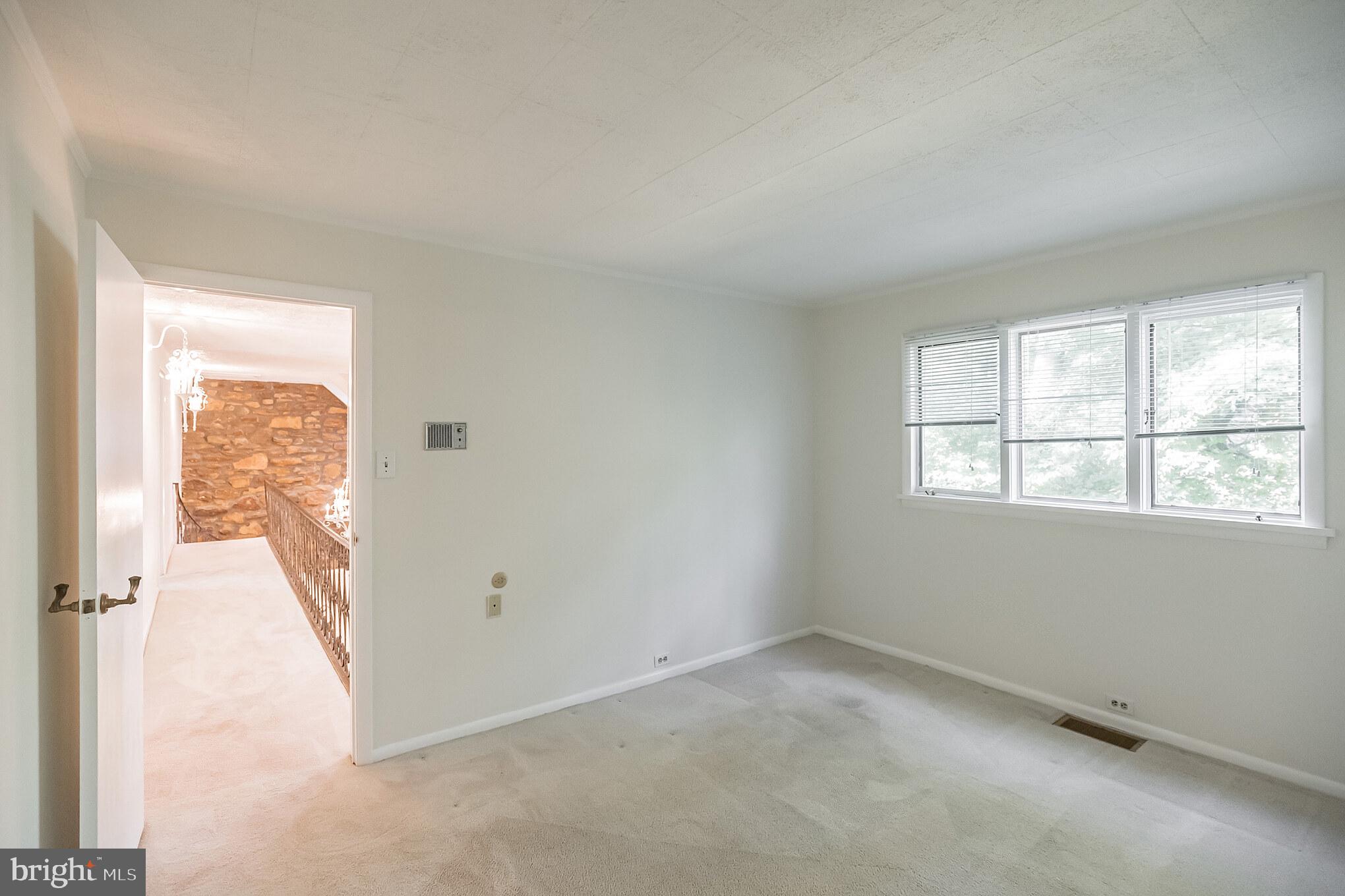 36 Laurel Hill Drive Cherry Hill, NJ 08003 - Photo 19 of 29 Gallery Image 19