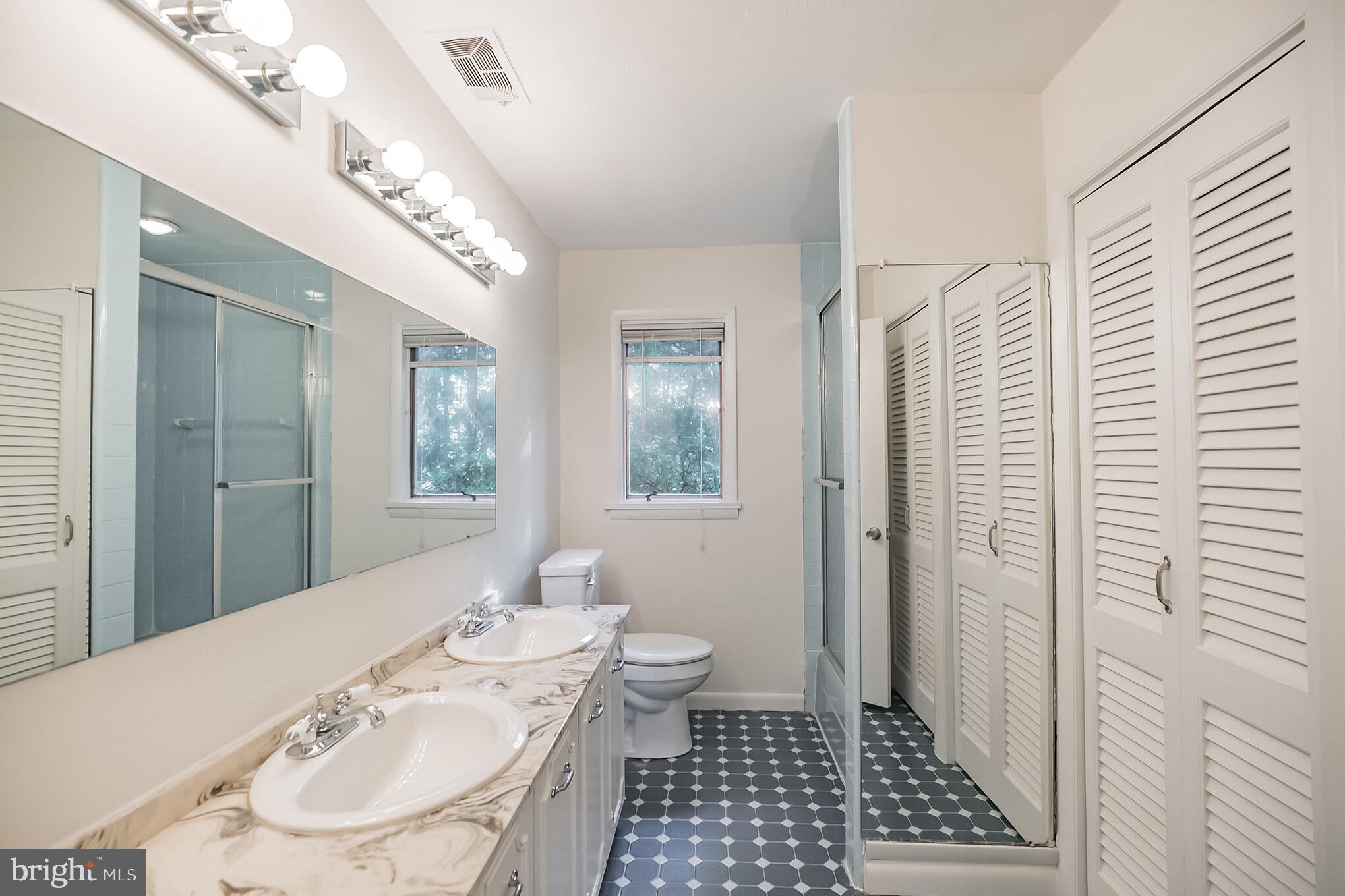 36 Laurel Hill Drive Cherry Hill, NJ 08003 - Photo 24 of 29 Gallery Image 24