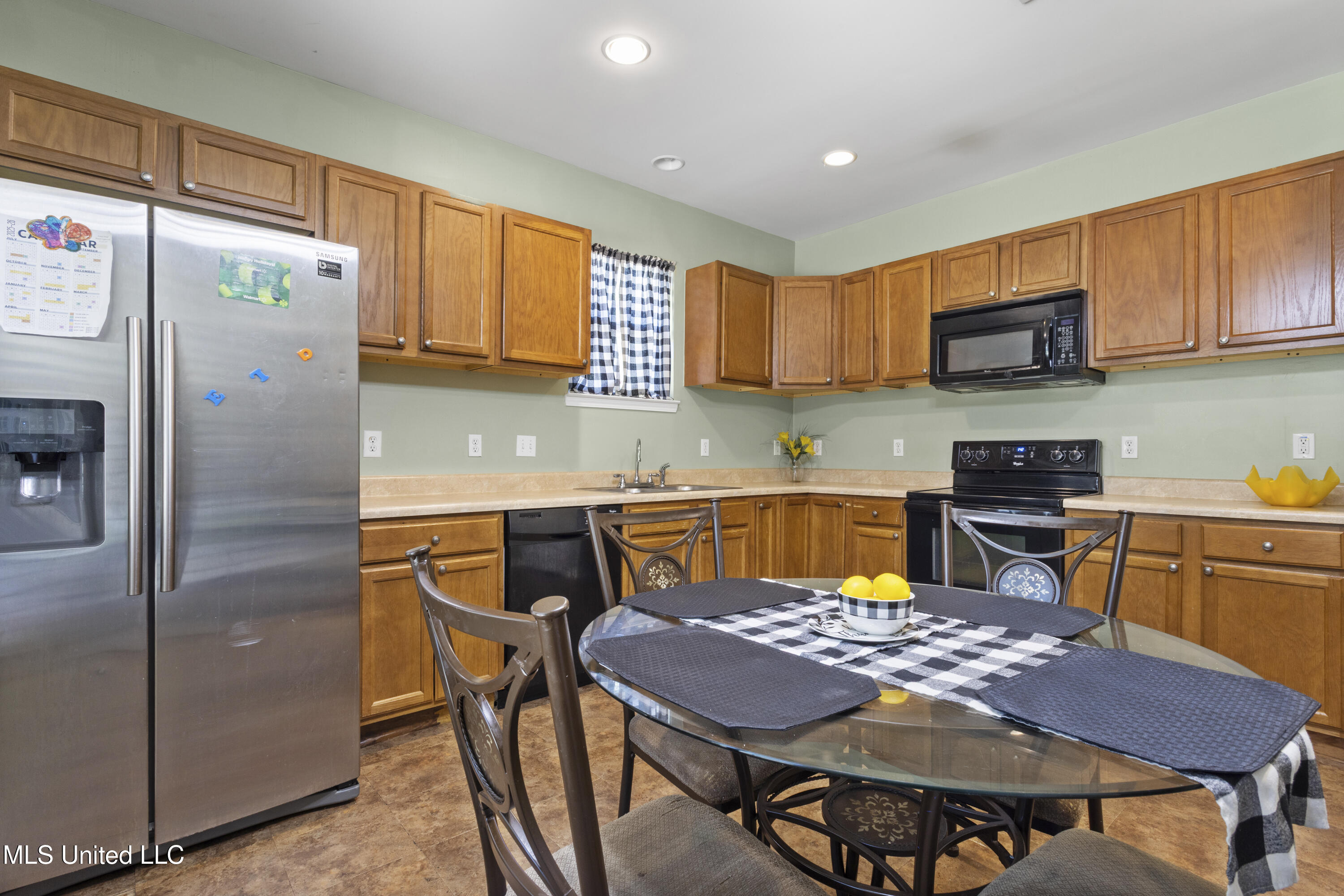 10350 Goodman Road D'Iberville, MS 39540 - Photo 11 of 22 0011