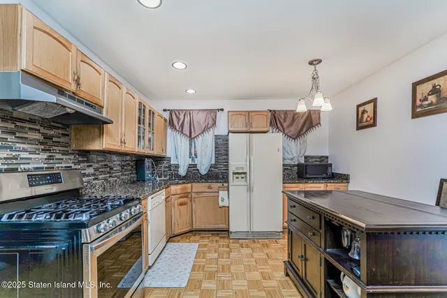 $525,000 | 121 Clark Lane | Tompkinsville