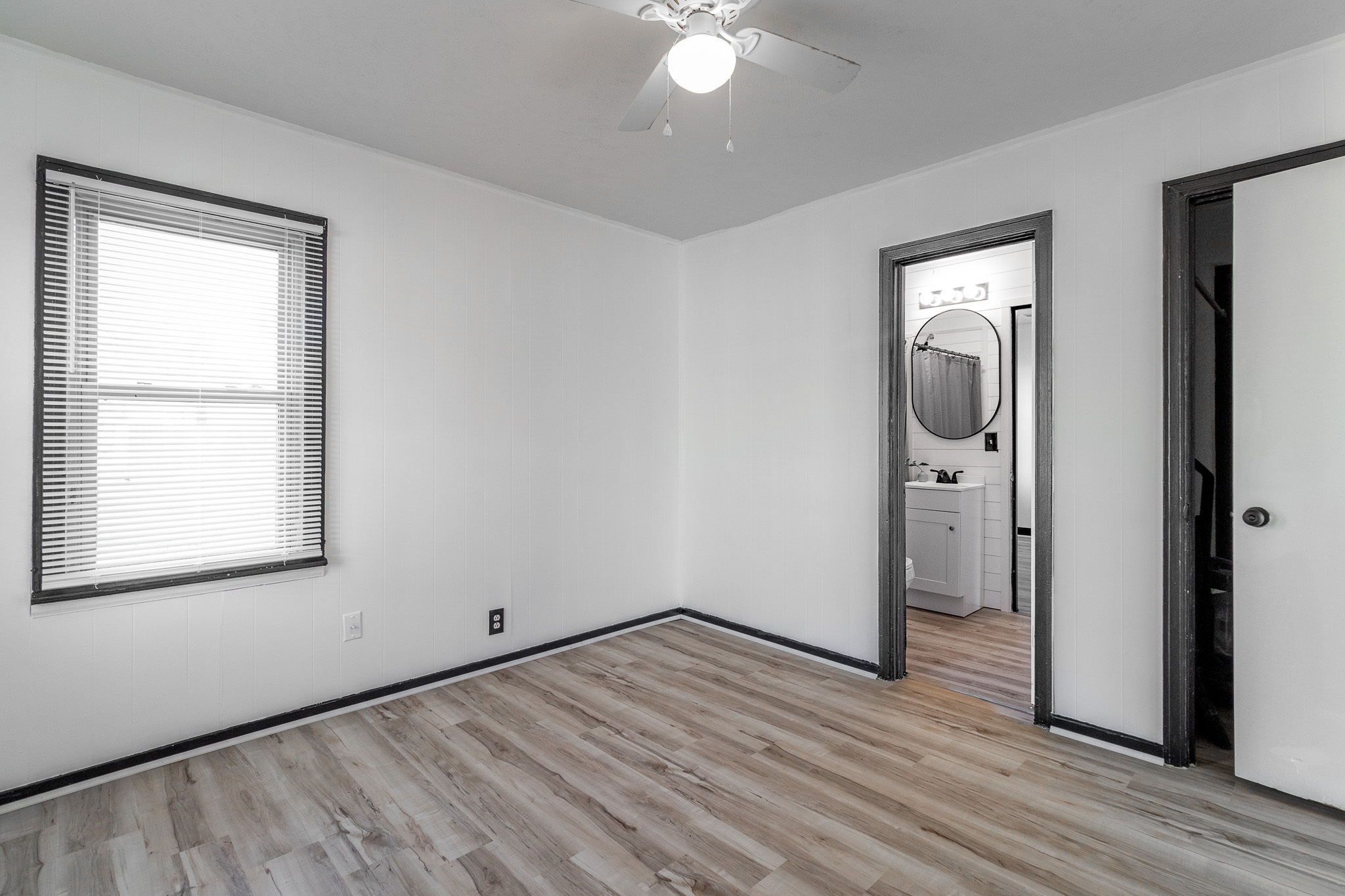 513 Patterson Road Columbus, IN 47203 - Photo 16 of 34 Gallery Image 16