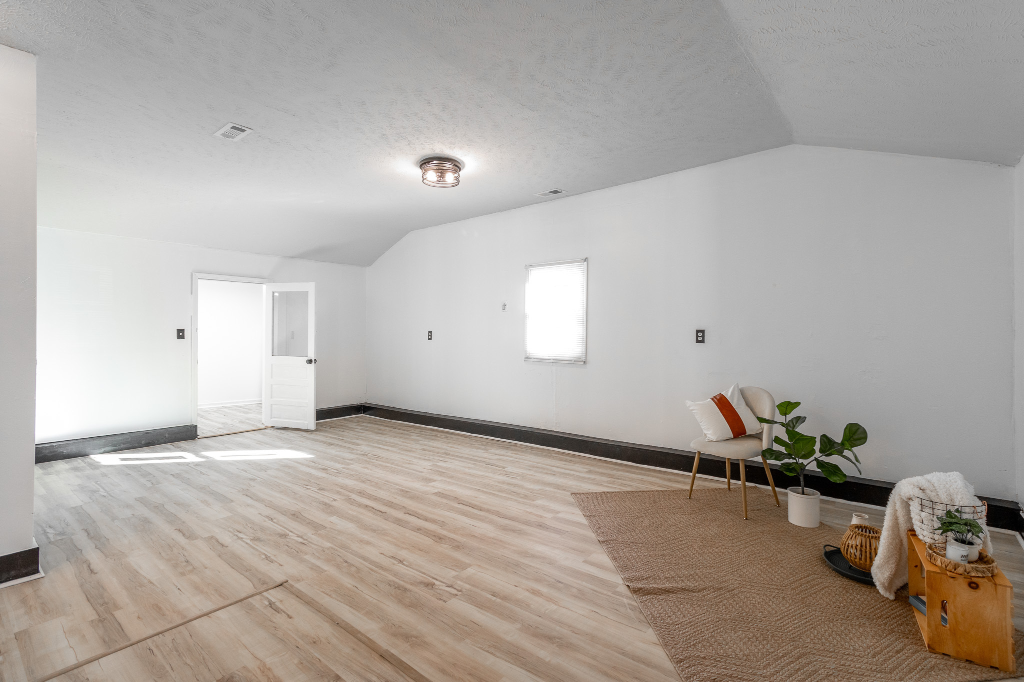 513 Patterson Road Columbus, IN 47203 - Photo 24 of 34 Gallery Image 24