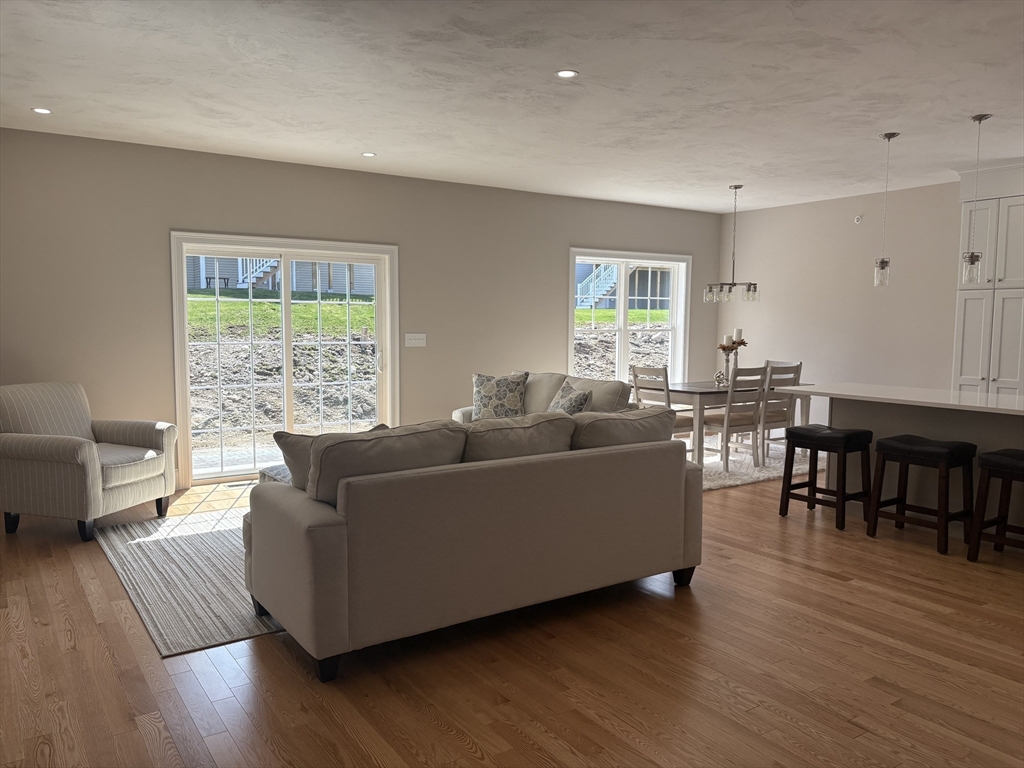 21 Boot Shop Road, Unit 21 Upton, MA 01568 - Photo 5 of 15