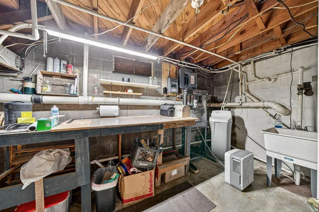 $449,000 | 2314 Hand Road, Niles, MI 49120