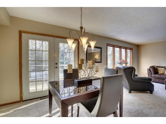 4783 Beacon Hill Road Eagan, MN 55122 - Photo 3 of 18 Gallery Image 3