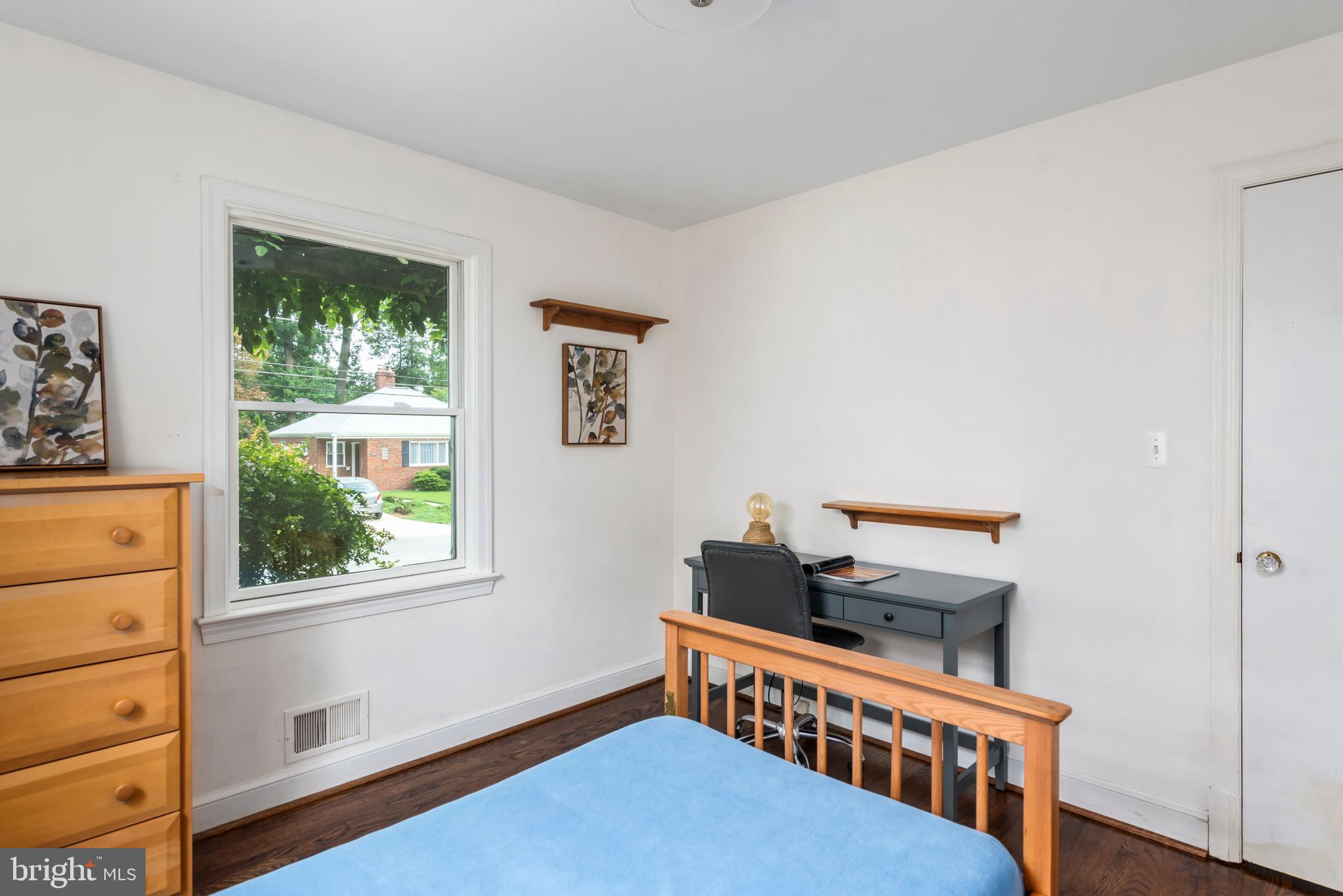 10010 Portland Road Silver Spring, MD 20901 - Photo 17 of 27