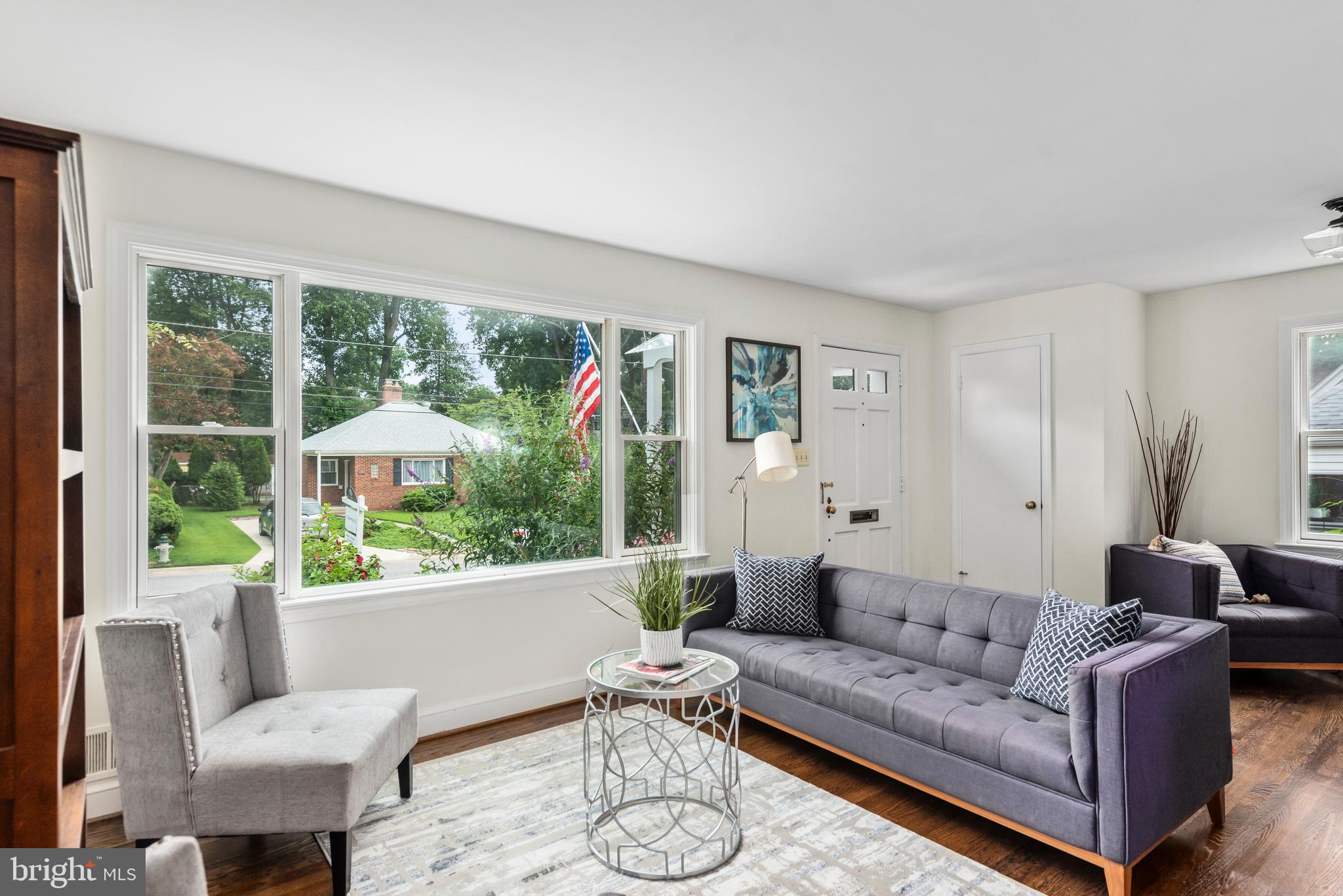 10010 Portland Road Silver Spring, MD 20901 - Photo 3 of 27