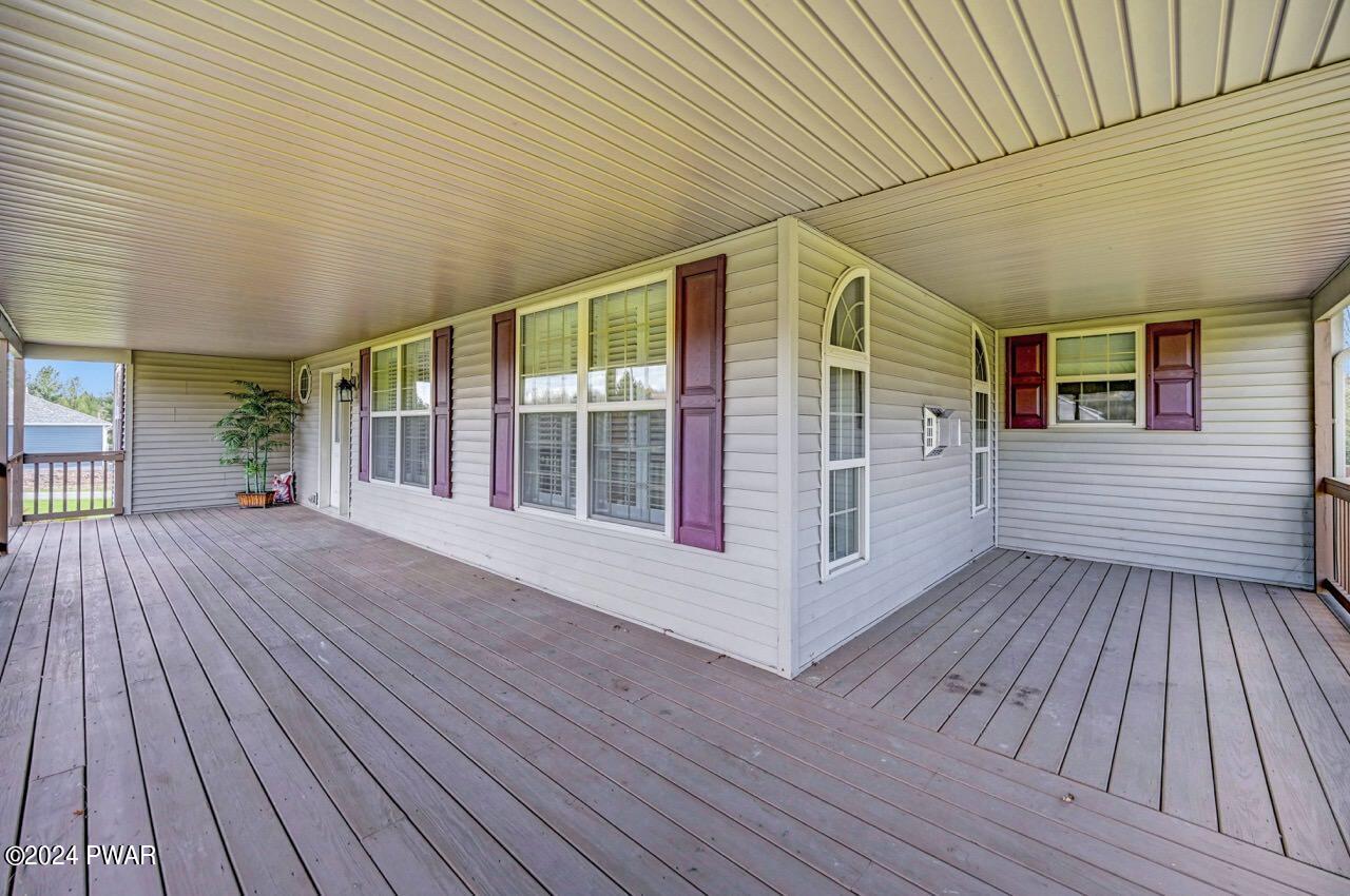 1555 Ledgedale Road Lake Ariel, PA 18436 - Photo 9 of 60 Gallery Image 9