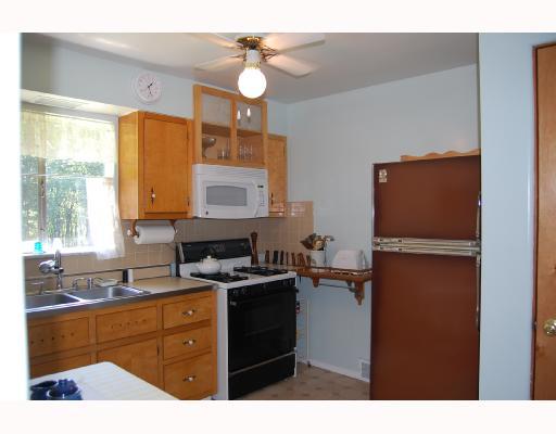 341 Rolshouse Road Pittsburgh, PA 15237 - Photo 5 of 8 Kitchen. THE STEP SAVER KITCHEN HAS BEEN METICULOUSLY MAINTAINED