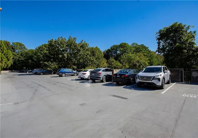 $240,000 | 3777 Peachtree Road Northeast, Unit 1416, Atlanta, GA 30319