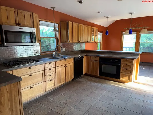 $260,000 | 13271 Geer Road, Holland, NY 14080