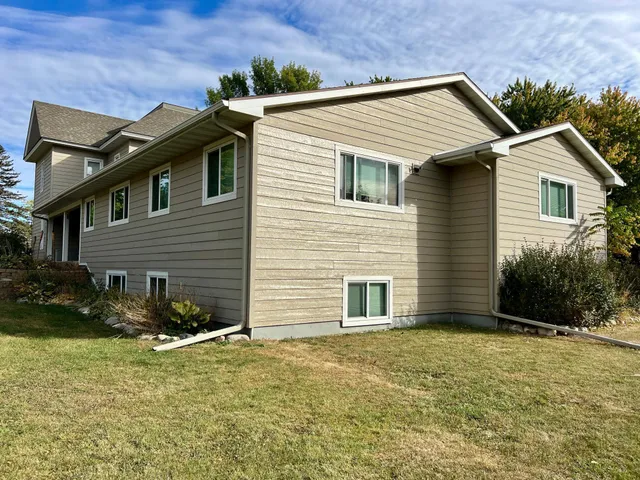 $267,900 | 302 Dakota Avenue, Hoffman, MN 56339