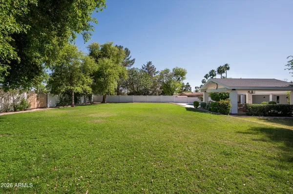 $3,350,000 | 3131 North 53rd Place, Phoenix, AZ 85018