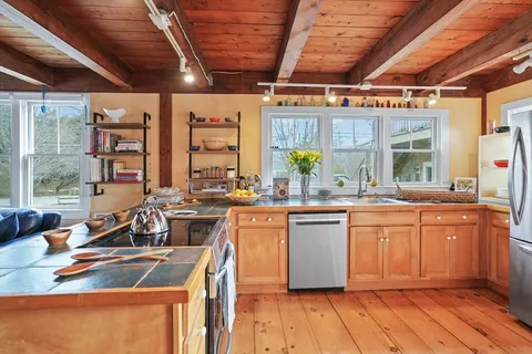 $3,895,000 | 44 Planting Field Way, Edgartown, MA 02539