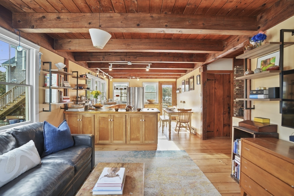 44 Planting Field Way Edgartown, MA 02539 - Photo 14 of 32