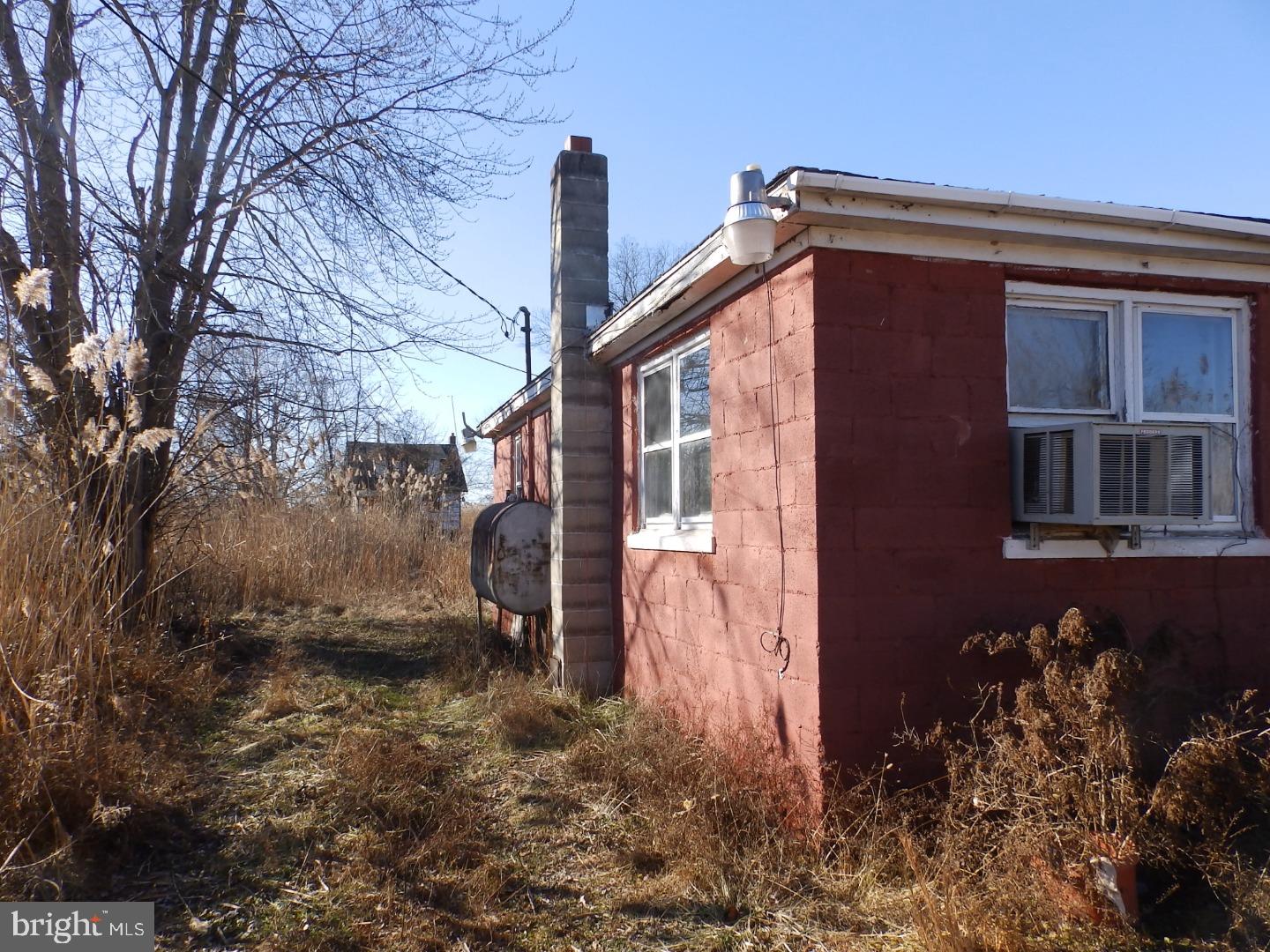9 1st Avenue Mannington, NJ 08079 - Photo 2 of 20