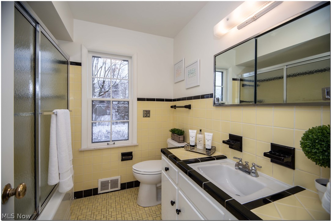2683 Rochester Road Shaker Heights, OH 44122 - Photo 25 of 28 Gallery Image 25