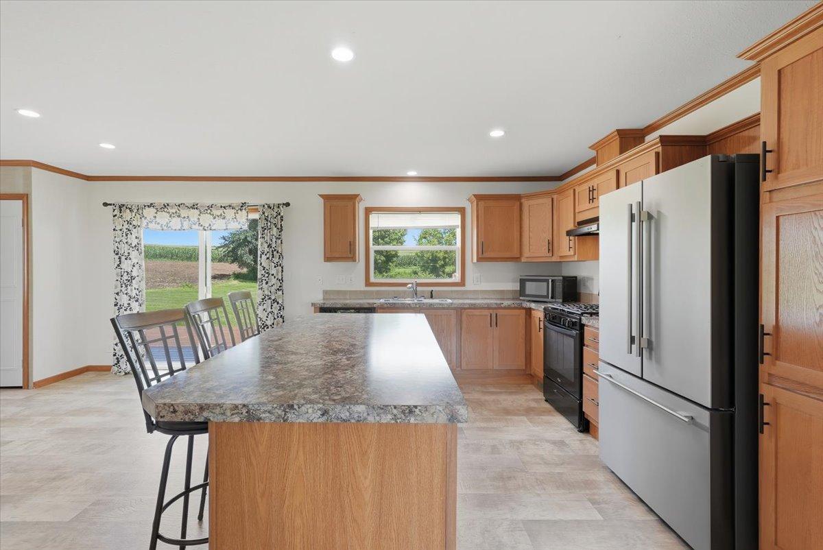 3138 Pierce St Croix Spring Valley, WI 54767 - Photo 7 of 24