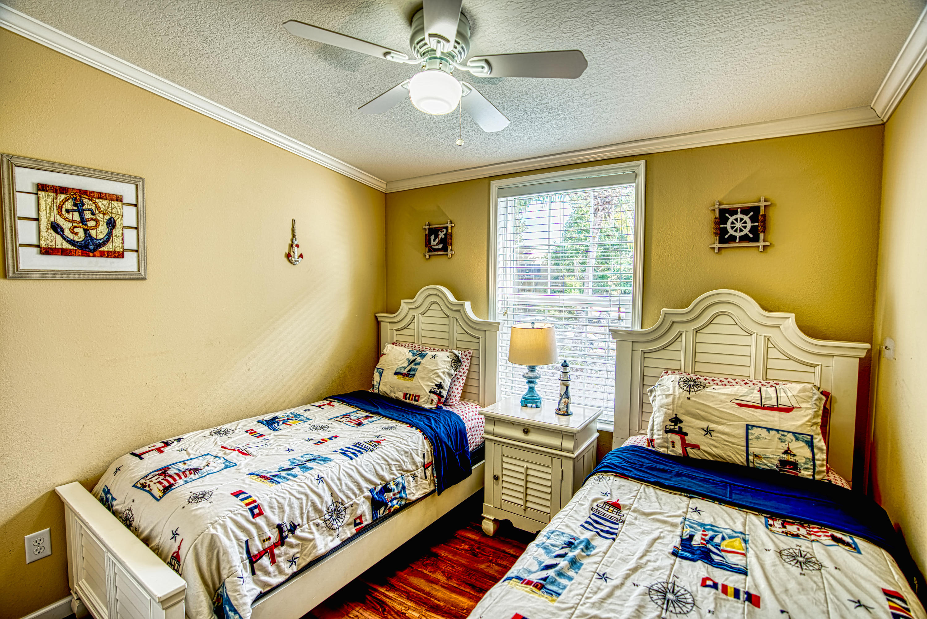 25 Mockingbird Road Key Largo, FL 33037 - Photo 20 of 31 Spacious Third Bedroom!