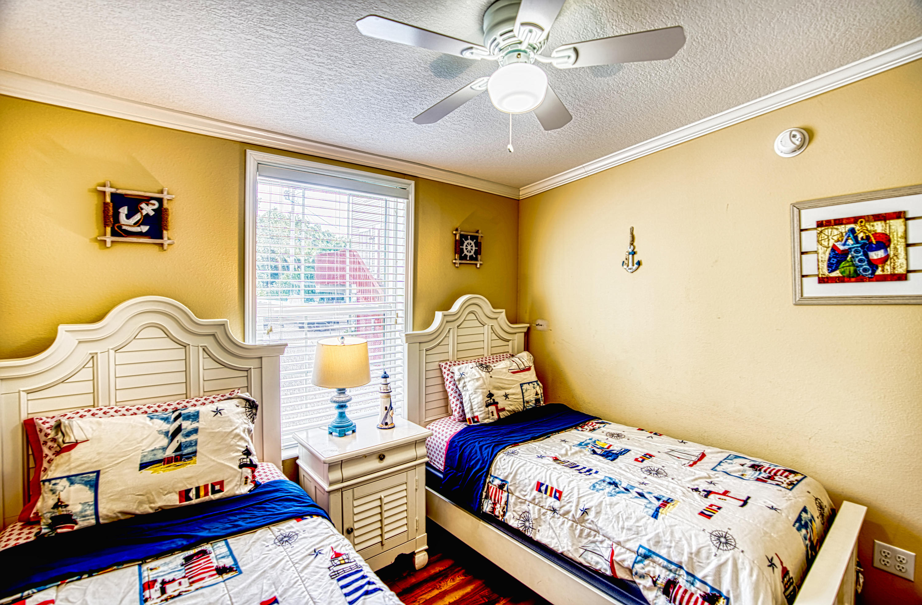 25 Mockingbird Road Key Largo, FL 33037 - Photo 21 of 31 Spacious Third Bedroom!