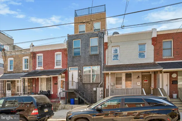 $2,000 | 3958 Mt Vernon Street, Unit 1, Philadelphia, PA 19104
