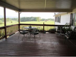 159 West Allens Bridge Road Greeneville, TN 37743 - Photo 19 of 23 Photo 20