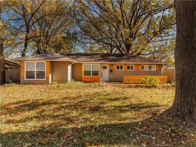 $239,000 | 7615 East 109 Terrace, Kansas City, MO 64134
