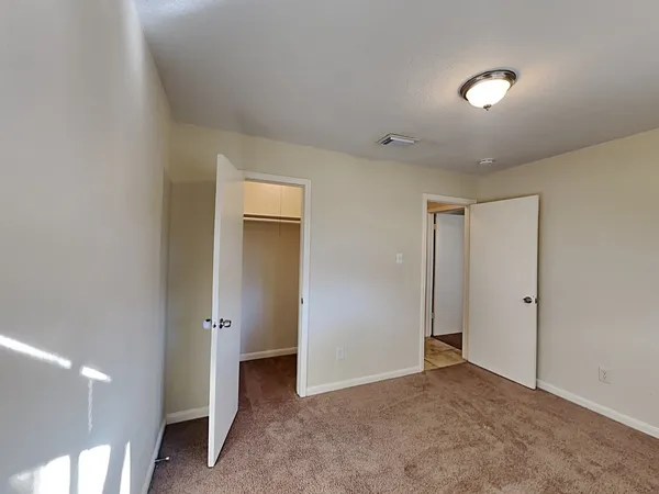 $1,820 | 19607 Lake Hollow Lane, Houston, TX 77084